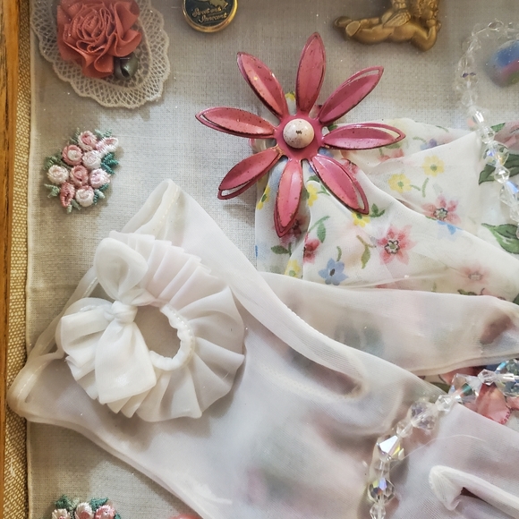 Handmade One of a Kind Vintage Lady Shadowbox - Picture 2 of 6